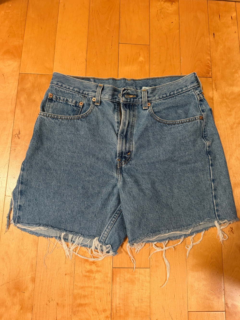Levi's Light Blue Frayed Hem Cropped Jeans